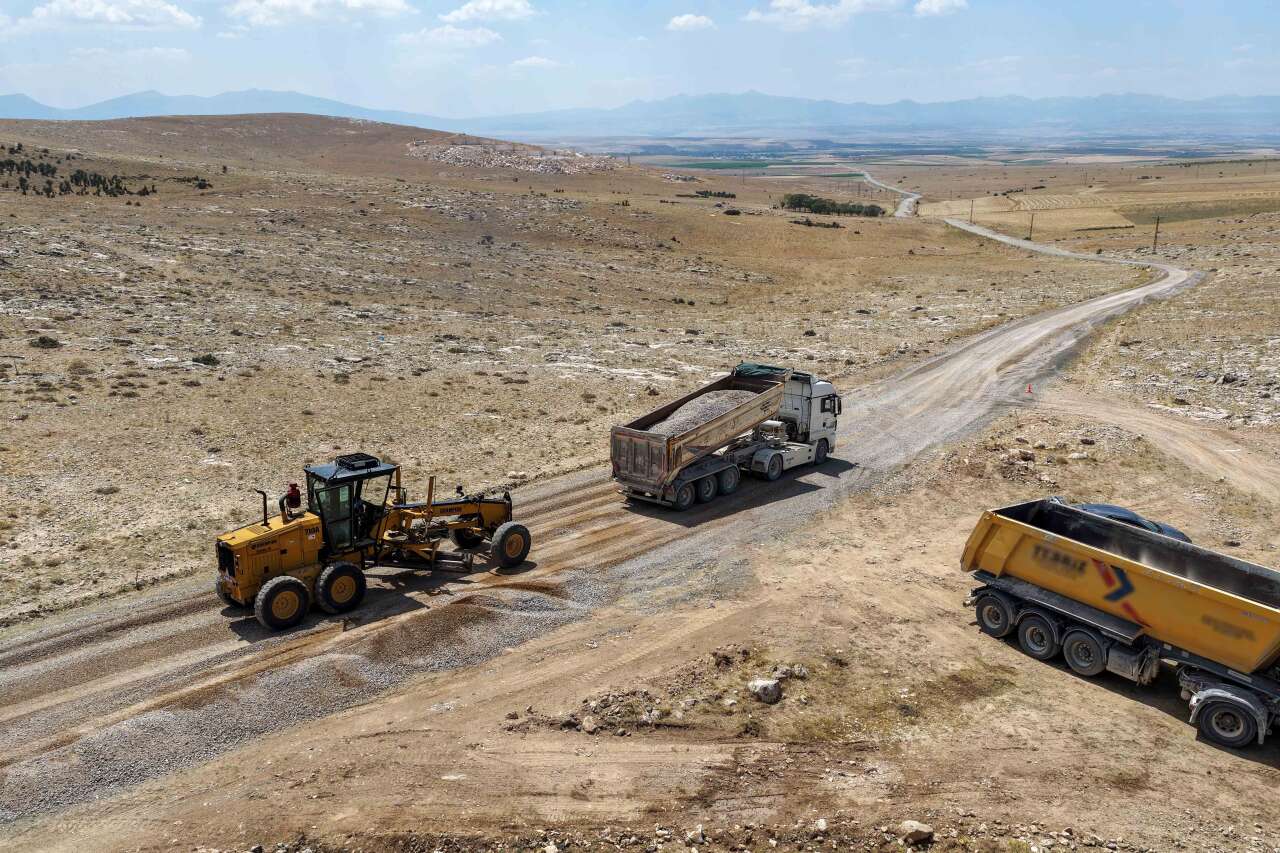 Konya’da 15,5 kilometrelik ulaşım atağı! Meram’da iki önemli yol yenileniyor 9